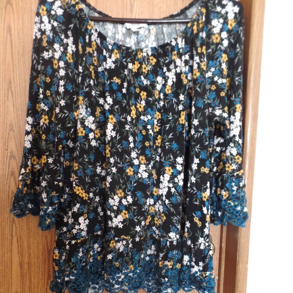 Fever Women's Blue Flowery Stretchy Tunic Top, Size L